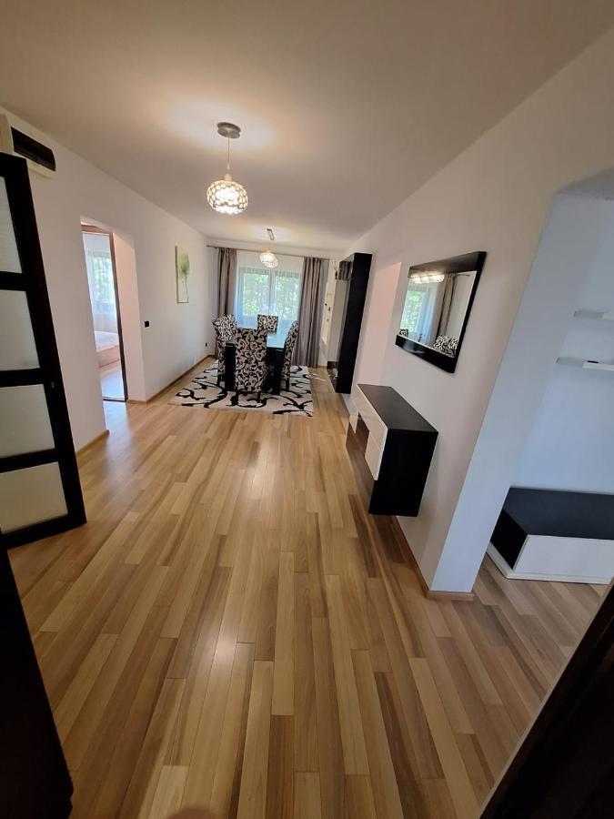Urban George Enescu 4 Beedroom Apartment Suceava Exterior foto
