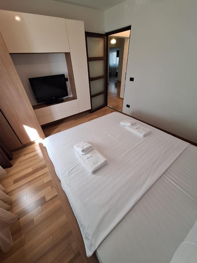 Urban George Enescu 4 Beedroom Apartment Suceava Exterior foto