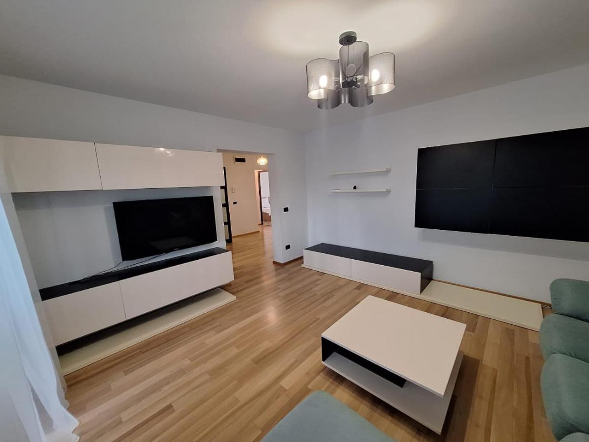 Urban George Enescu 4 Beedroom Apartment Suceava Exterior foto